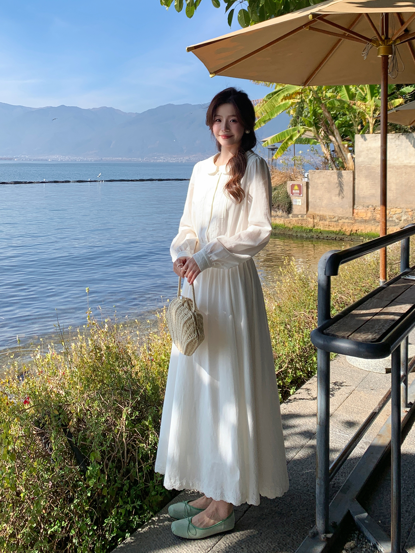 Korean Lifestyle & Kids Boutique Photos - Elegant Korean Style Sweet Feeling Embroidered