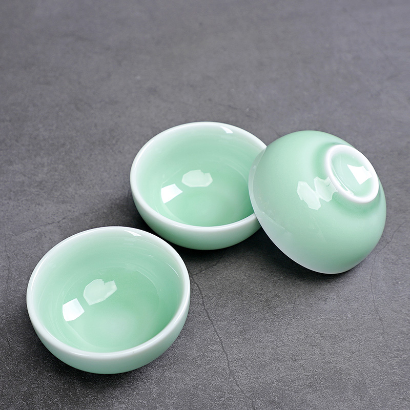 Celadon Fish Cute Teacup, Chin – обзор и цена Celadon Ceramic Cup