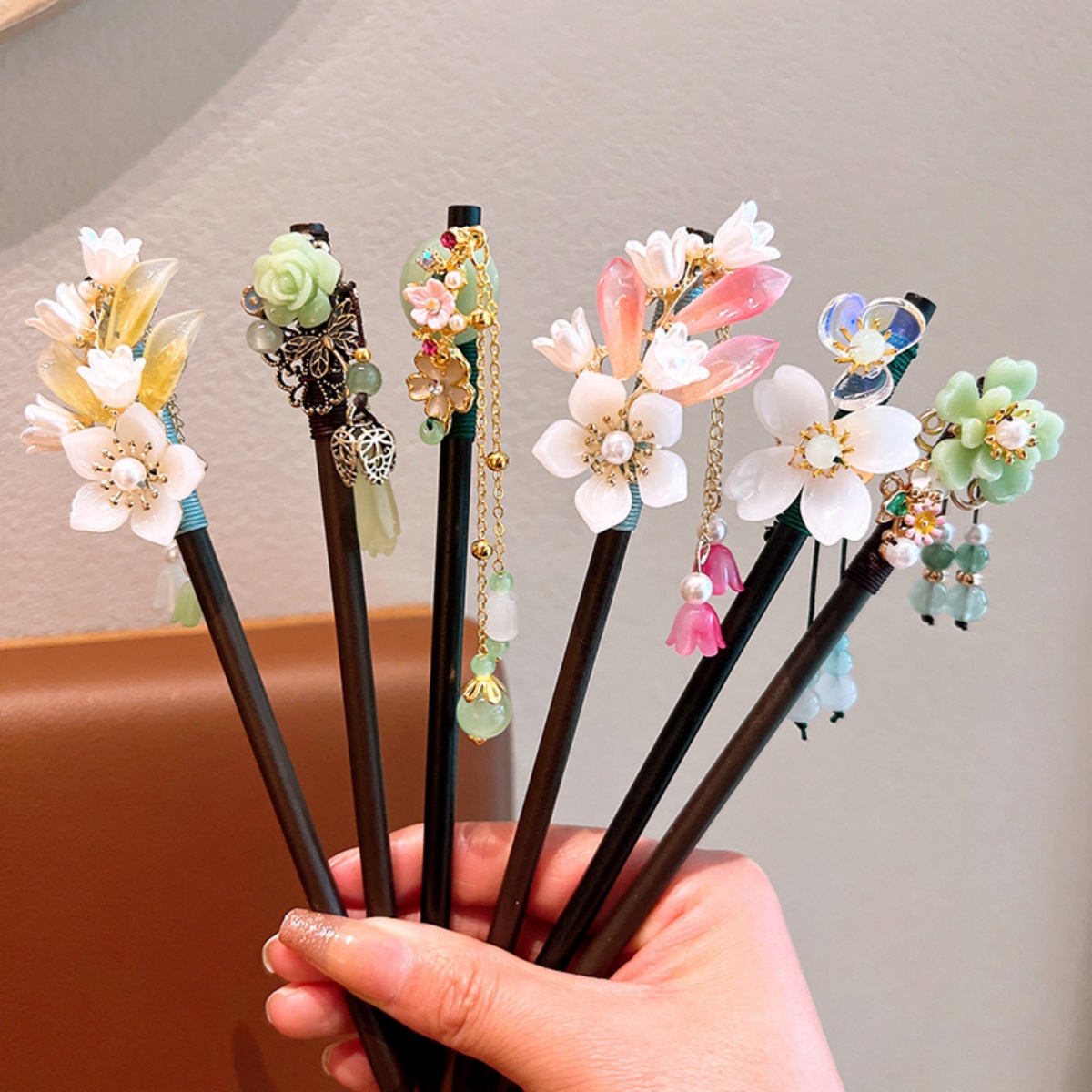 Exquisite Flower Tassel Wooden – обзор и цена Hanbok Hair Pin